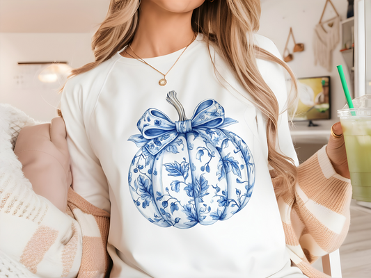 Chinoiserie Blue Floral Pumpkin Gildan Sweatshirt - 684